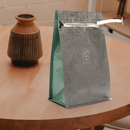 Umweltfreundliche 250G-Kaffeebeutel mit flachem Boden und Taschenrei&szlig;verschluss