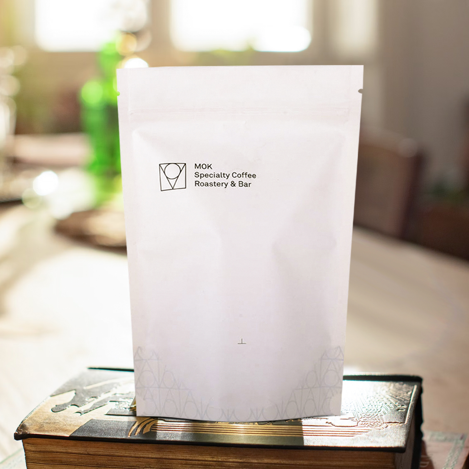 Nachhaltige Standbeutel aus Kraftpapier für gerösteten Kaffee