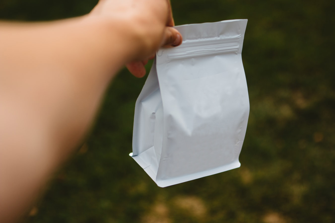 Wie lange bleiben Kaffeebohnen im versiegelten Beutel frisch?
